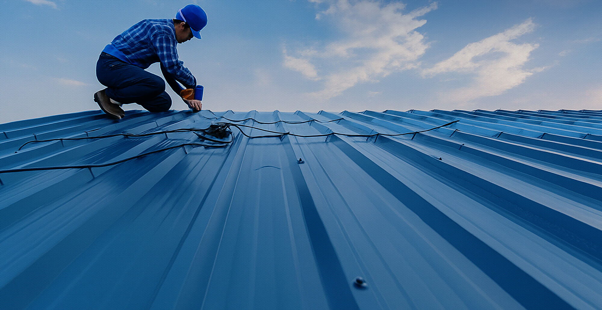 ノールーフノーライフ。屋根に命をかける職人集団。 半世紀の信頼と技術、矢野ルーフ工業。